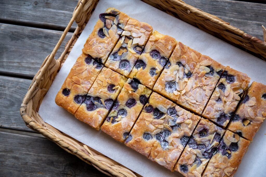 CAKESMITHS BLUEBERRY BAKEWELL (VGN) 1X14PTN